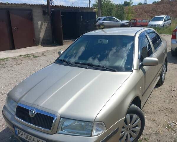 Шкода Октавия 2005 в Запорожье на Automoto.ua Бежевый Шкода Октавия, объемом двигателя 1.78 л и пробегом 234 тыс. км за 4900 $, фото 1 на Automoto.ua