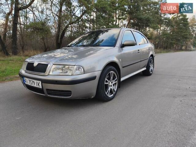 Бежевый Шкода Октавия, объемом двигателя 1.9 л и пробегом 275 тыс. км за 3300 $, фото 1 на Automoto.ua