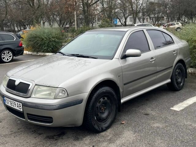 Бежевый Шкода Октавия, объемом двигателя 1.6 л и пробегом 256 тыс. км за 4500 $, фото 1 на Automoto.ua