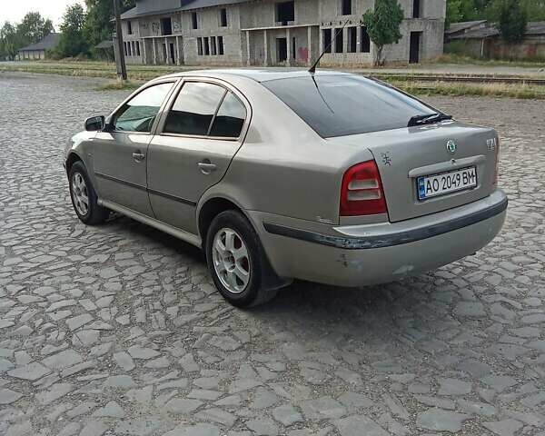 Бежевий Шкода Октавія, об'ємом двигуна 1.6 л та пробігом 357 тис. км за 2550 $, фото 1 на Automoto.ua