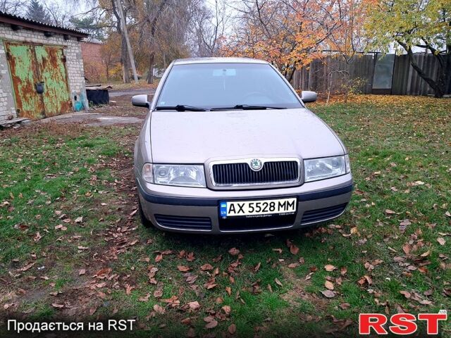 Бежевый Шкода Октавия, объемом двигателя 1.6 л и пробегом 232 тыс. км за 7200 $, фото 1 на Automoto.ua