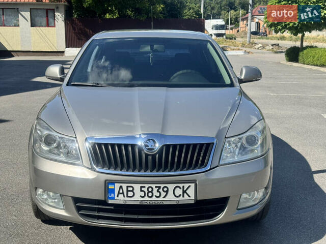 Бежевий Шкода Октавія, об'ємом двигуна 1.8 л та пробігом 209 тис. км за 7700 $, фото 1 на Automoto.ua