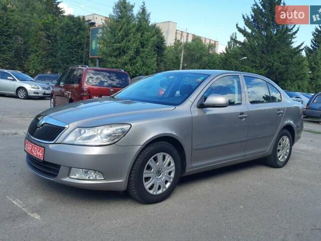Бежевый Шкода Октавия, объемом двигателя 1.4 л и пробегом 218 тыс. км за 7199 $, фото 1 на Automoto.ua