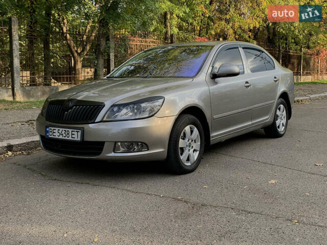 Шкода Октавия 2012 в Николаеве на Automoto.ua Бежевый Шкода Октавия, объемом двигателя 1.8 л и пробегом 250 тыс. км за 6800 $, фото 1 на Automoto.ua