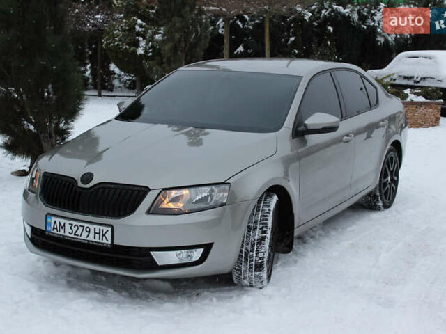 Бежевий Шкода Октавія, об'ємом двигуна 1.8 л та пробігом 230 тис. км за 9919 $, фото 1 на Automoto.ua