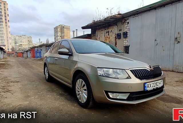 Бежевий Шкода Октавія, об'ємом двигуна 1.6 л та пробігом 53 тис. км за 15100 $, фото 1 на Automoto.ua