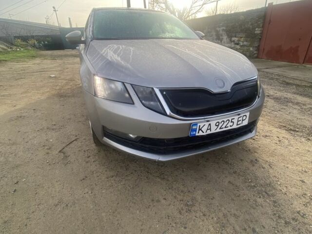 Бежевий Шкода Октавія, об'ємом двигуна 1.4 л та пробігом 199 тис. км за 7200 $, фото 1 на Automoto.ua