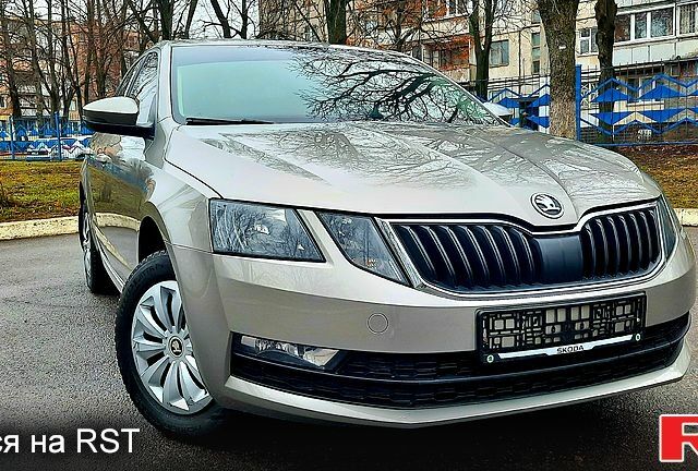 Бежевый Шкода Октавия, объемом двигателя 16 л и пробегом 127 тыс. км за 13485 $, фото 1 на Automoto.ua