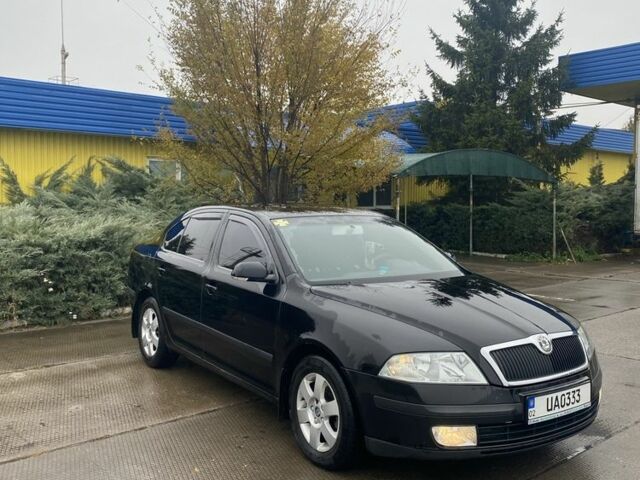 Черный Шкода Октавия, объемом двигателя 1.9 л и пробегом 244 тыс. км за 2800 $, фото 1 на Automoto.ua