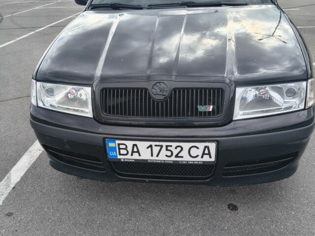 Чорний Шкода Октавія, об'ємом двигуна 1.8 л та пробігом 245 тис. км за 5700 $, фото 1 на Automoto.ua