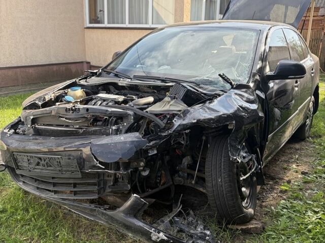 Черный Шкода Октавия, объемом двигателя 1.6 л и пробегом 278 тыс. км за 2508 $, фото 1 на Automoto.ua