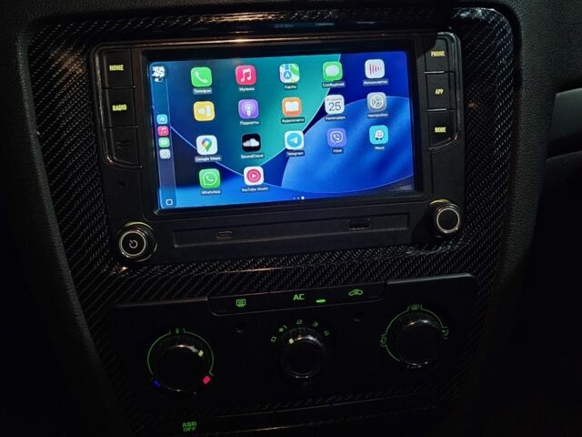 Черный Шкода Октавия, объемом двигателя 1.6 л и пробегом 191 тыс. км за 8200 $, фото 1 на Automoto.ua