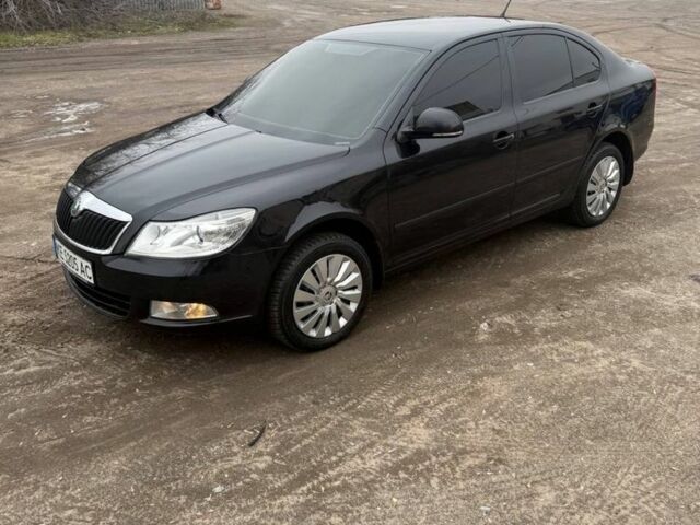 Черный Шкода Октавия, объемом двигателя 1.8 л и пробегом 171 тыс. км за 8100 $, фото 1 на Automoto.ua