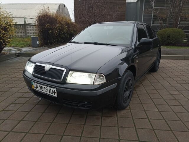 Черный Шкода Октавия, объемом двигателя 1.9 л и пробегом 328 тыс. км за 4200 $, фото 1 на Automoto.ua