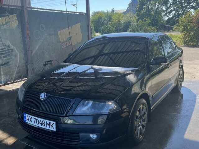 Черный Шкода Октавия, объемом двигателя 2 л и пробегом 250 тыс. км за 6700 $, фото 1 на Automoto.ua