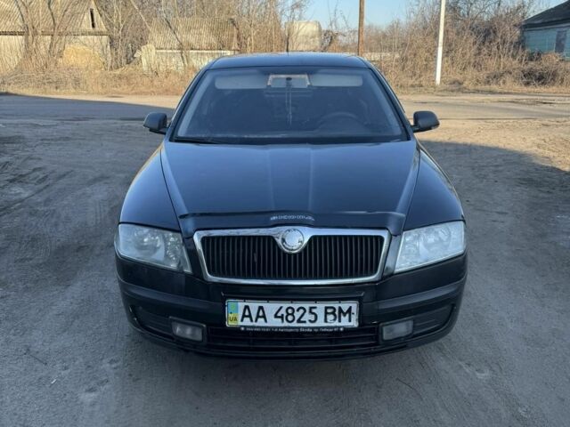 Чорний Шкода Октавія, об'ємом двигуна 1 л та пробігом 250 тис. км за 4200 $, фото 1 на Automoto.ua