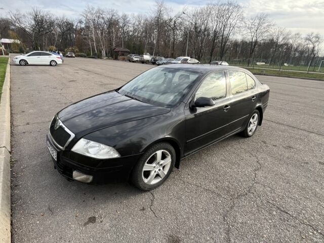 Черный Шкода Октавия, объемом двигателя 1.9 л и пробегом 375 тыс. км за 3400 $, фото 1 на Automoto.ua