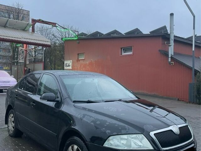 Черный Шкода Октавия, объемом двигателя 1.9 л и пробегом 340 тыс. км за 3000 $, фото 1 на Automoto.ua