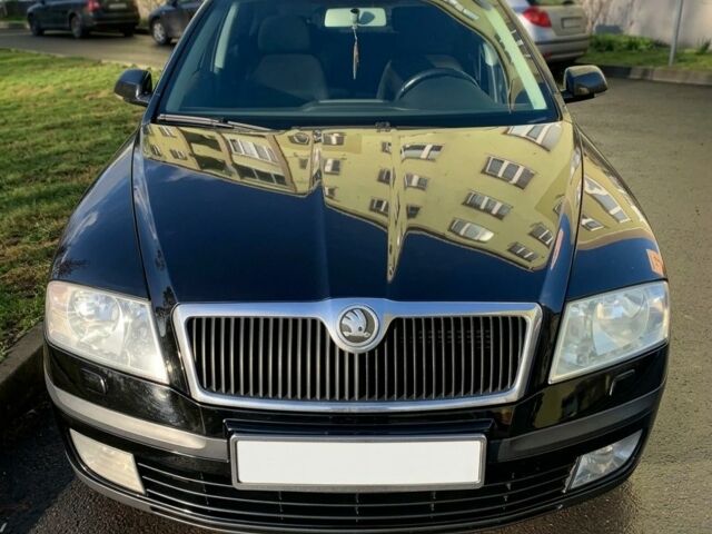 Чорний Шкода Октавія, об'ємом двигуна 0 л та пробігом 300 тис. км за 4100 $, фото 1 на Automoto.ua