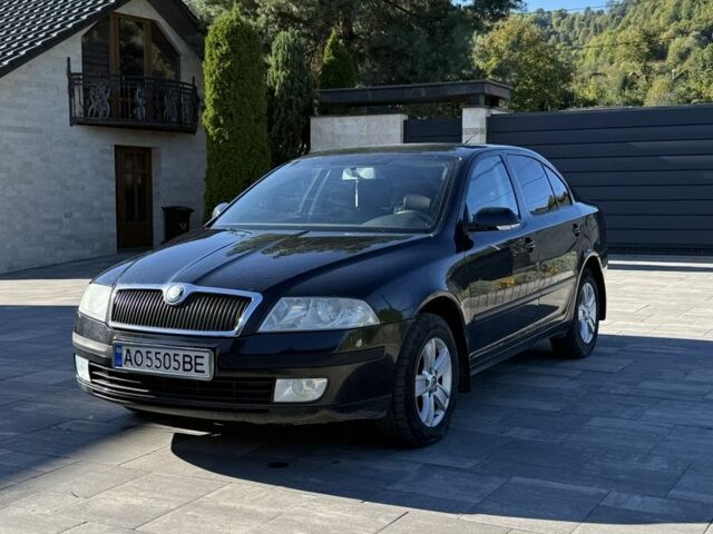 Чорний Шкода Октавія, об'ємом двигуна 2 л та пробігом 315 тис. км за 6100 $, фото 1 на Automoto.ua