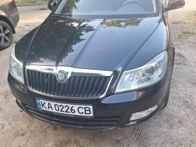 Черный Шкода Октавия, объемом двигателя 1.4 л и пробегом 203 тыс. км за 5700 $, фото 1 на Automoto.ua