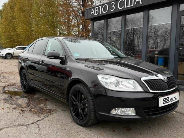 Черный Шкода Октавия, объемом двигателя 1.8 л и пробегом 165 тыс. км за 8000 $, фото 1 на Automoto.ua
