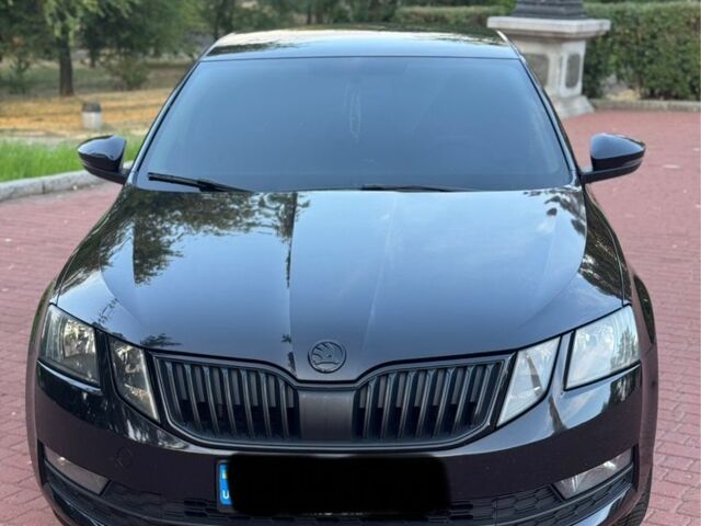 Чорний Шкода Октавія, об'ємом двигуна 1.6 л та пробігом 194 тис. км за 15000 $, фото 1 на Automoto.ua