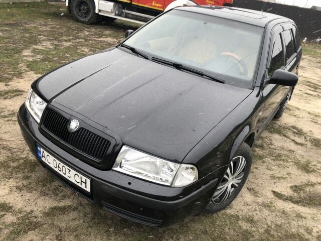 Черный Шкода Октавия, объемом двигателя 1.8 л и пробегом 350 тыс. км за 3800 $, фото 1 на Automoto.ua
