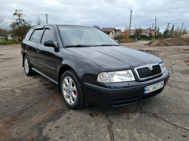 Черный Шкода Октавия, объемом двигателя 1.8 л и пробегом 370 тыс. км за 3500 $, фото 1 на Automoto.ua