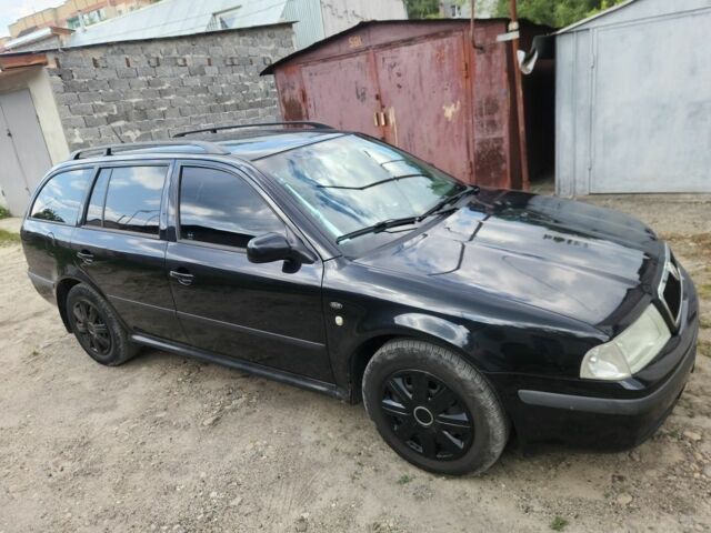 Чорний Шкода Октавія, об'ємом двигуна 1.6 л та пробігом 309 тис. км за 3650 $, фото 1 на Automoto.ua