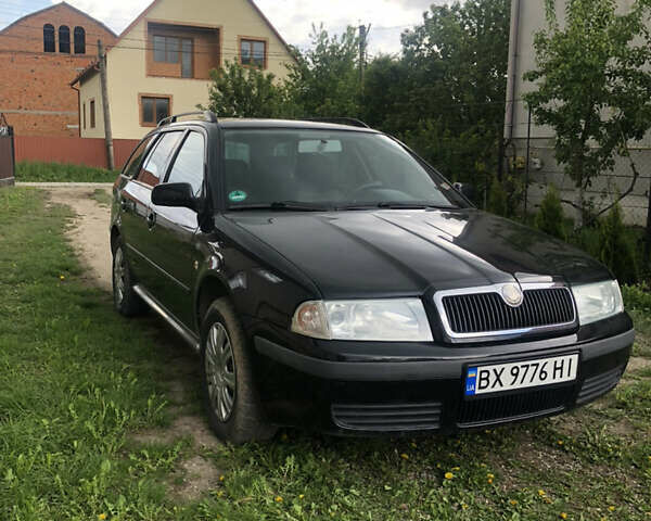 Чорний Шкода Октавія, об'ємом двигуна 1.6 л та пробігом 273 тис. км за 4900 $, фото 1 на Automoto.ua
