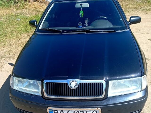 Черный Шкода Октавия, объемом двигателя 1.9 л и пробегом 290 тыс. км за 4000 $, фото 1 на Automoto.ua