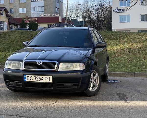 Черный Шкода Октавия, объемом двигателя 1.6 л и пробегом 298 тыс. км за 4300 $, фото 1 на Automoto.ua