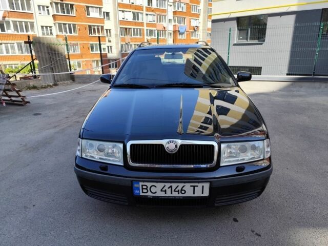 Черный Шкода Октавия, объемом двигателя 1.8 л и пробегом 270 тыс. км за 4700 $, фото 1 на Automoto.ua