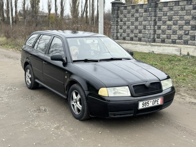 Чорний Шкода Октавія, об'ємом двигуна 1.9 л та пробігом 250 тис. км за 1500 $, фото 1 на Automoto.ua