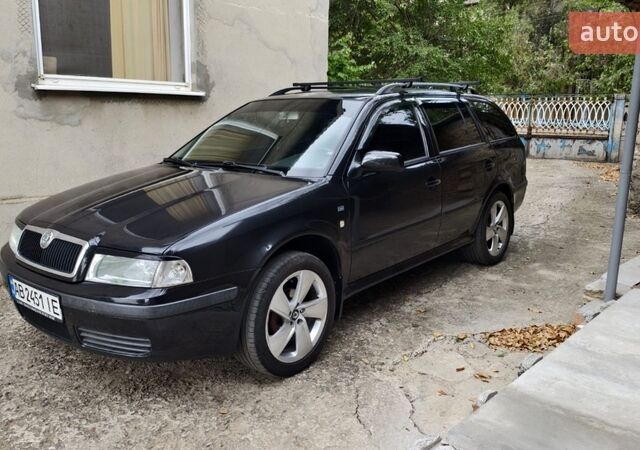 Черный Шкода Октавия, объемом двигателя 1.6 л и пробегом 360 тыс. км за 3700 $, фото 1 на Automoto.ua