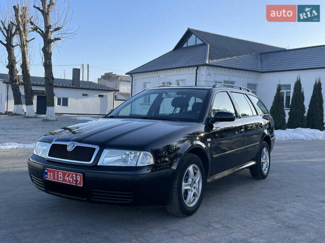 Черный Шкода Октавия, объемом двигателя 1.6 л и пробегом 96 тыс. км за 6300 $, фото 1 на Automoto.ua