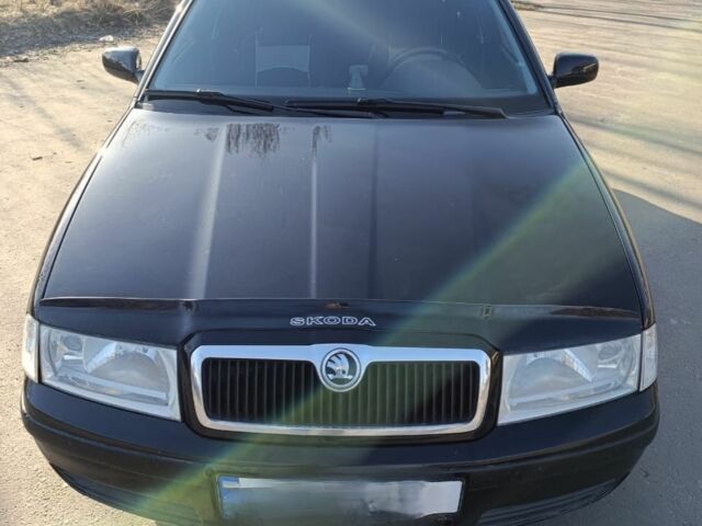 Черный Шкода Октавия, объемом двигателя 0 л и пробегом 250 тыс. км за 5000 $, фото 1 на Automoto.ua