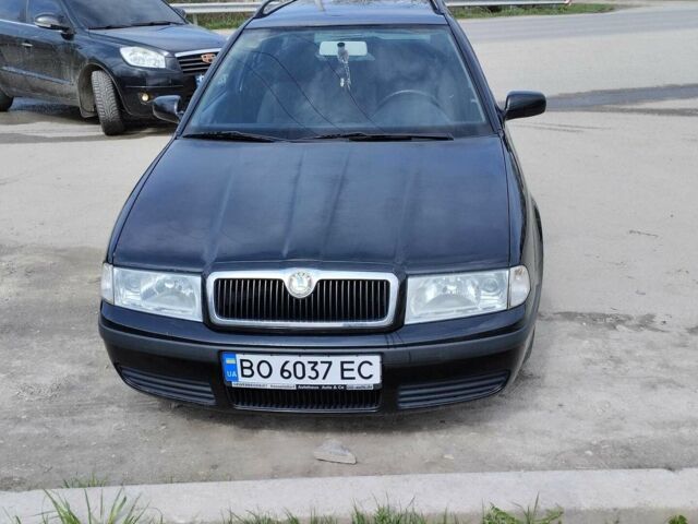 Черный Шкода Октавия, объемом двигателя 1.6 л и пробегом 260 тыс. км за 4800 $, фото 1 на Automoto.ua