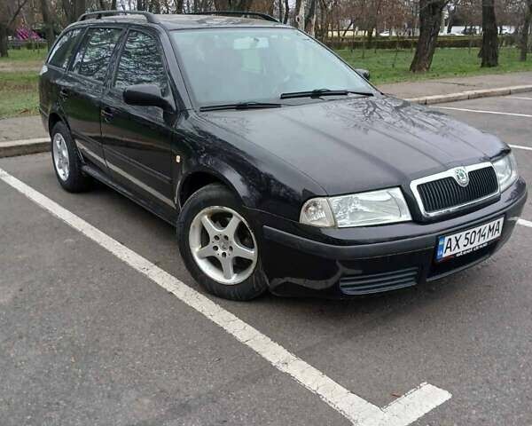 Чорний Шкода Октавія, об'ємом двигуна 1.6 л та пробігом 274 тис. км за 3950 $, фото 1 на Automoto.ua