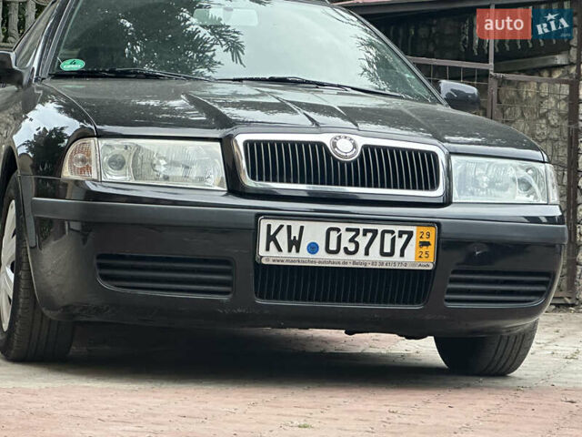 Чорний Шкода Октавія, об'ємом двигуна 1.6 л та пробігом 223 тис. км за 4850 $, фото 1 на Automoto.ua