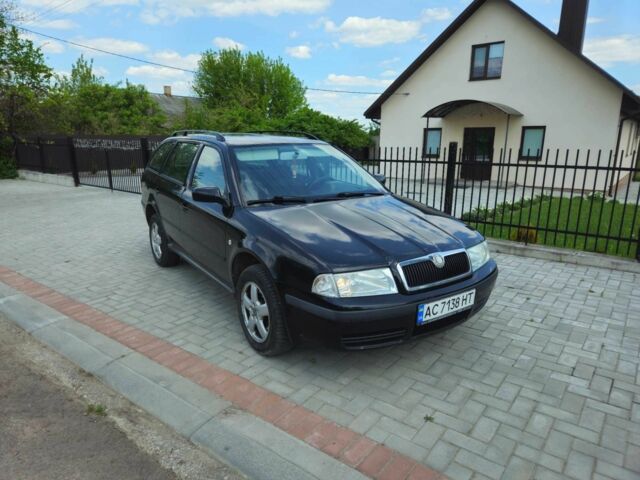 Черный Шкода Октавия, объемом двигателя 1.9 л и пробегом 260 тыс. км за 1950 $, фото 1 на Automoto.ua