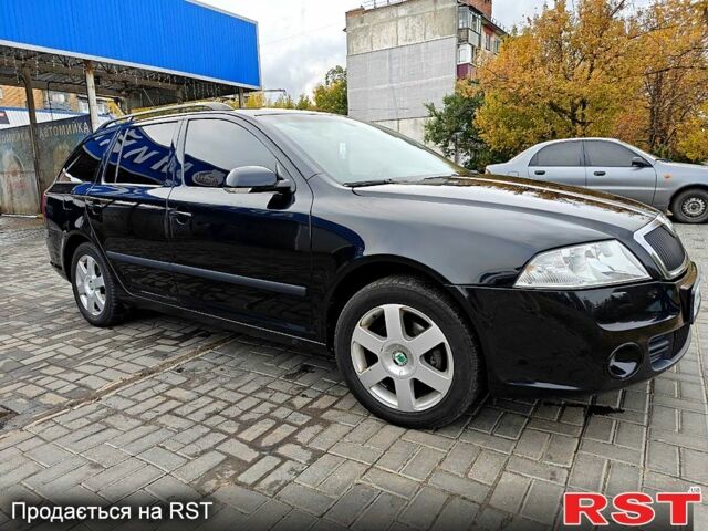 Чорний Шкода Октавія, об'ємом двигуна 1.6 л та пробігом 30300 тис. км за 5900 $, фото 1 на Automoto.ua