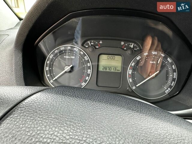 Черный Шкода Октавия, объемом двигателя 1.98 л и пробегом 287 тыс. км за 5400 $, фото 1 на Automoto.ua