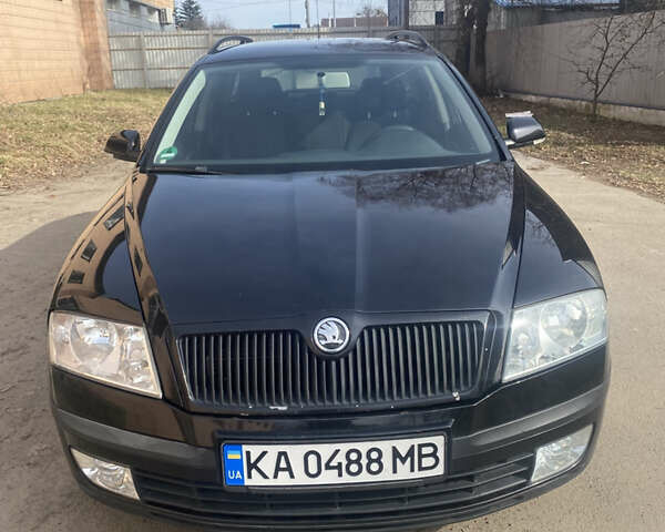 Черный Шкода Октавия, объемом двигателя 1.98 л и пробегом 307 тыс. км за 5950 $, фото 1 на Automoto.ua