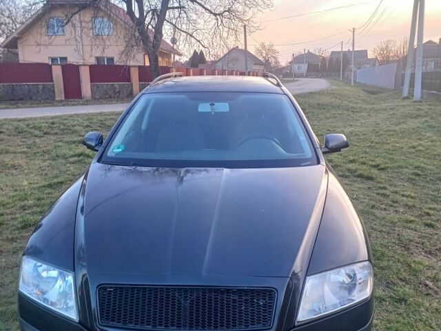 Черный Шкода Октавия, объемом двигателя 0 л и пробегом 230 тыс. км за 1800 $, фото 1 на Automoto.ua