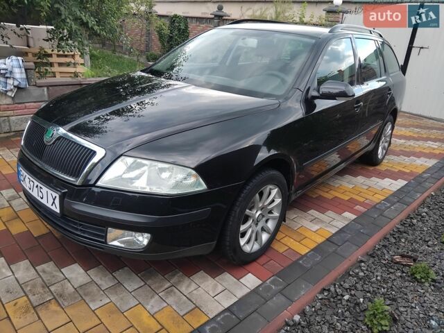 Черный Шкода Октавия, объемом двигателя 1.6 л и пробегом 299 тыс. км за 4900 $, фото 1 на Automoto.ua