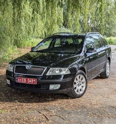Черный Шкода Октавия, объемом двигателя 1.6 л и пробегом 280 тыс. км за 5400 $, фото 1 на Automoto.ua