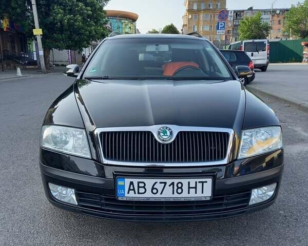 Чорний Шкода Октавія, об'ємом двигуна 1.6 л та пробігом 211 тис. км за 5600 $, фото 1 на Automoto.ua