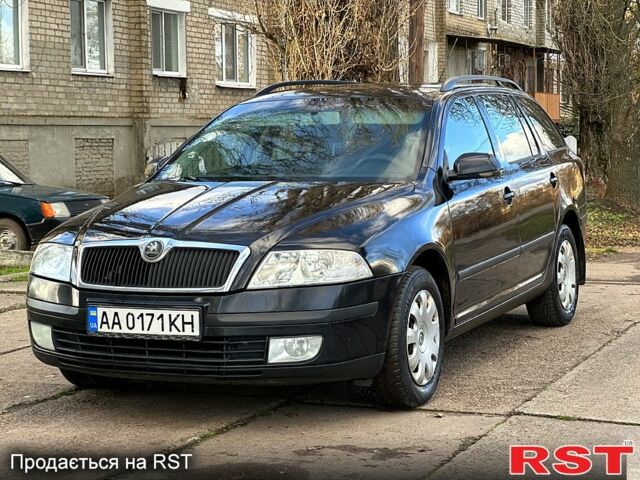 Черный Шкода Октавия, объемом двигателя 1.6 л и пробегом 272 тыс. км за 4800 $, фото 1 на Automoto.ua